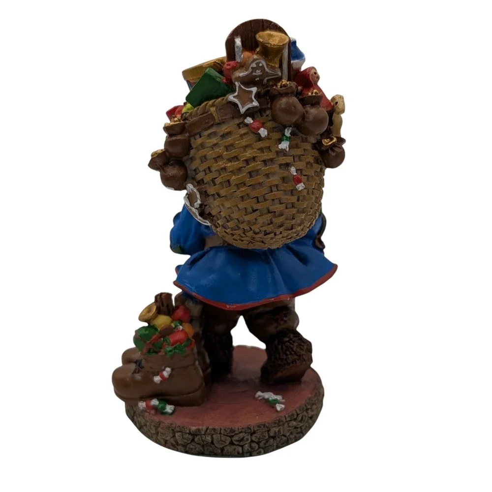 International Santa Claus Collection Figurine Estonia Hand‎ Painted 2003 Resin